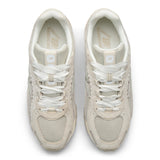 Zapatillas Urbanas Unisex New Balance 204 L Beige